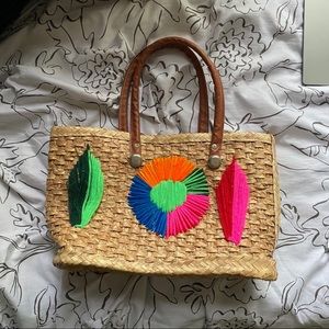 Small wicker purse.